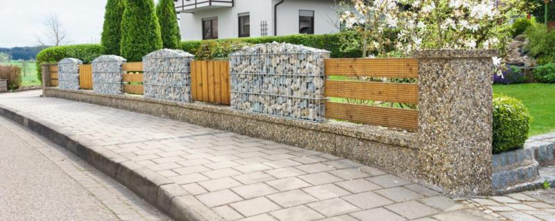 Gabions ou muret en panneaux, deux solutions pour cl&ocirc;turer un terrain &agrave; &Eacute;pernay